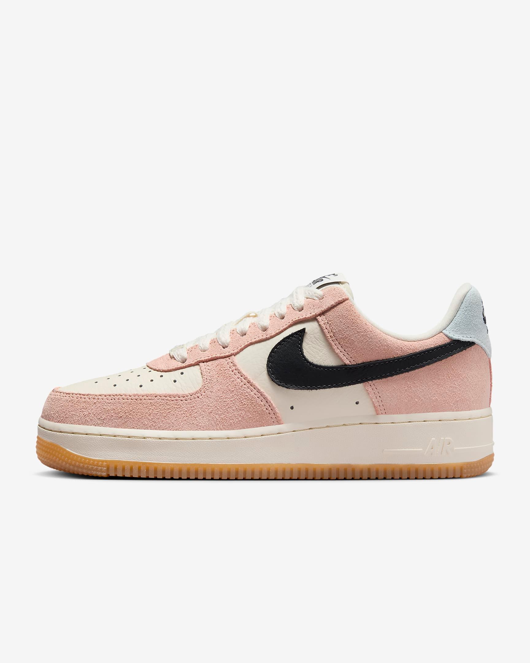 Nike Air Force 1 '07picture
